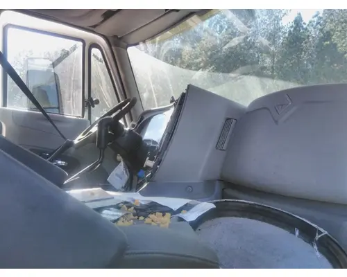 INTERNATIONAL PROSTAR 125 CAB