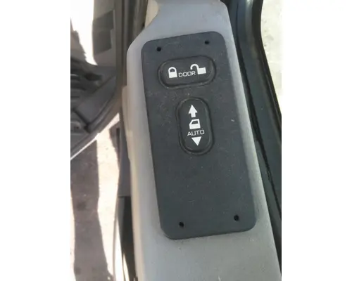 INTERNATIONAL PROSTAR 125 DOOR ELECTRICAL SWITCH