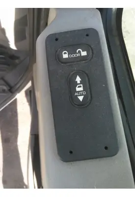 INTERNATIONAL PROSTAR 125 DOOR ELECTRICAL SWITCH