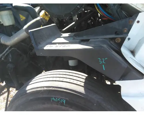 INTERNATIONAL PROSTAR 125 FENDER EXTENSION