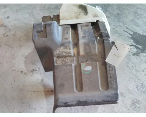 INTERNATIONAL PROSTAR 125 FENDER EXTENSION