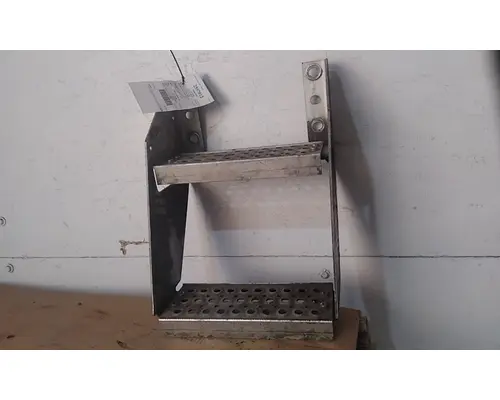 INTERNATIONAL PROSTAR 125 FRAME STEP