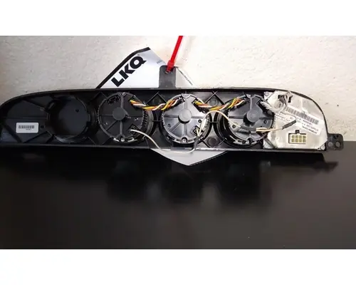 INTERNATIONAL PROSTAR 125 GAUGE CLUSTER