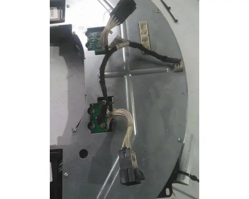 INTERNATIONAL PROSTAR 125 GAUGE CLUSTER