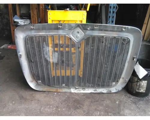 INTERNATIONAL PROSTAR 125 GRILLE