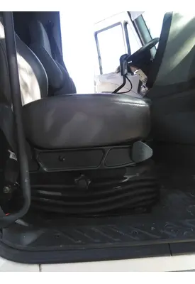 INTERNATIONAL PROSTAR 125 SEAT, FRONT