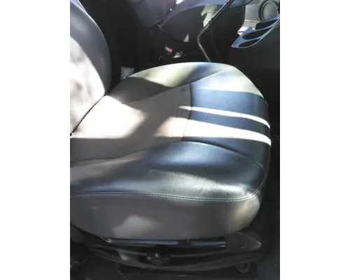 INTERNATIONAL PROSTAR 125 SEAT, FRONT