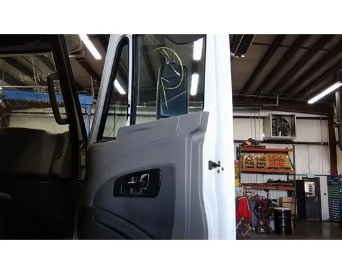 INTERNATIONAL PROSTAR 2008-2018 DOOR ASSEMBLY, FRONT