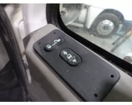 INTERNATIONAL PROSTAR 2008-2018 DOOR ASSEMBLY, FRONT