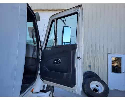 INTERNATIONAL PROSTAR 2008-2018 DOOR ASSEMBLY, FRONT
