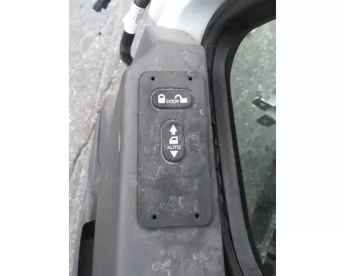 INTERNATIONAL PROSTAR 2008-2018 DOOR ASSEMBLY, FRONT