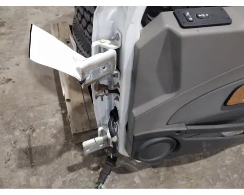 INTERNATIONAL PROSTAR 2008-2018 DOOR ASSEMBLY, FRONT