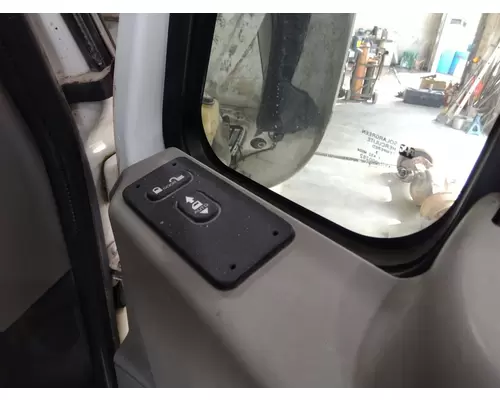 INTERNATIONAL PROSTAR 2008-2018 DOOR ASSEMBLY, FRONT