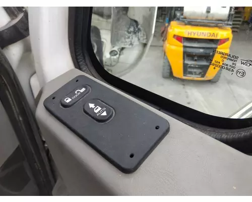 INTERNATIONAL PROSTAR 2008-2018 DOOR ASSEMBLY, FRONT
