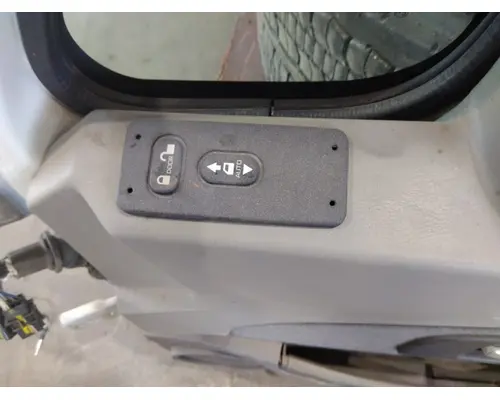 INTERNATIONAL PROSTAR 2008-2018 DOOR ASSEMBLY, FRONT