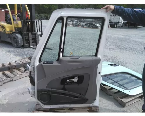 INTERNATIONAL PROSTAR 2008-2018 DOOR ASSEMBLY, FRONT
