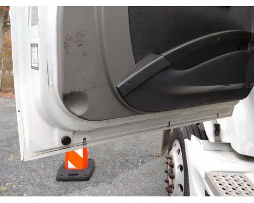 INTERNATIONAL PROSTAR 2008-2018 DOOR ASSEMBLY, FRONT