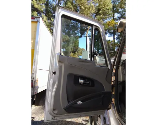 INTERNATIONAL PROSTAR 2008-2018 DOOR ASSEMBLY, FRONT