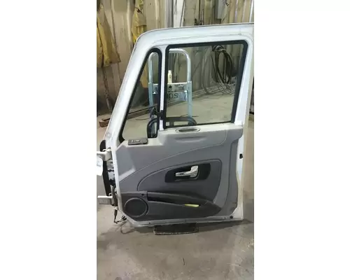 INTERNATIONAL PROSTAR 2008-2018 DOOR ASSEMBLY, FRONT