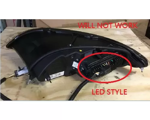 INTERNATIONAL PROSTAR 2008-2018 HEADLAMP ASSEMBLY