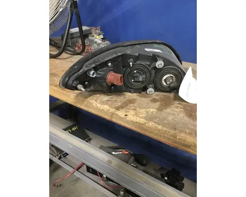 INTERNATIONAL PROSTAR 2008-2018 HEADLAMP ASSEMBLY