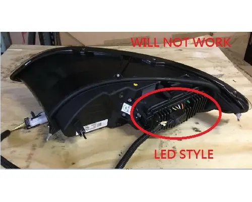 INTERNATIONAL PROSTAR 2008-2018 HEADLAMP ASSEMBLY