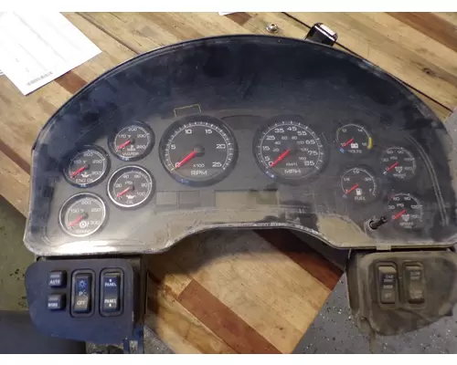 INTERNATIONAL PROSTAR PREMIUM Instrument Cluster