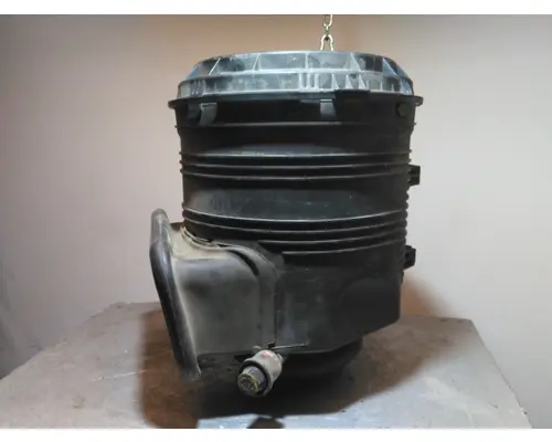 INTERNATIONAL PROSTAR AIR CLEANER