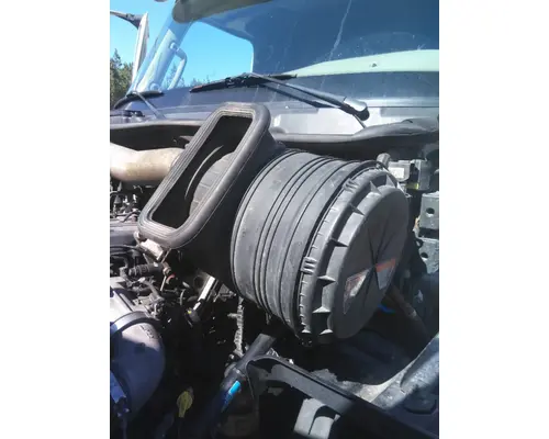 INTERNATIONAL PROSTAR AIR CLEANER