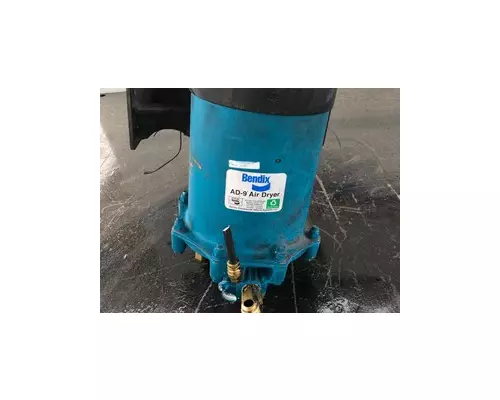 INTERNATIONAL PROSTAR Air Drier