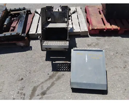 INTERNATIONAL PROSTAR BATTERY BOX