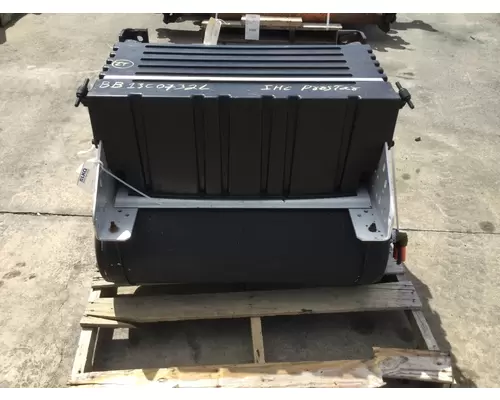 INTERNATIONAL PROSTAR BATTERY BOX