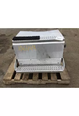 INTERNATIONAL PROSTAR Battery Box