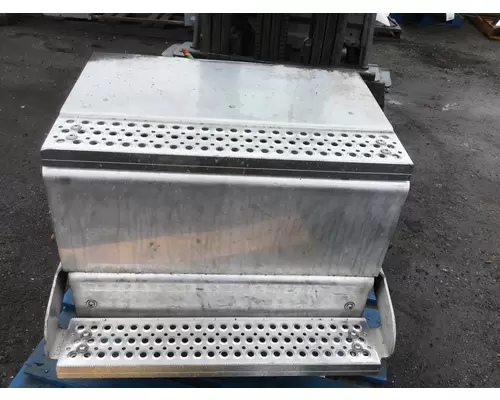 INTERNATIONAL PROSTAR Battery Box