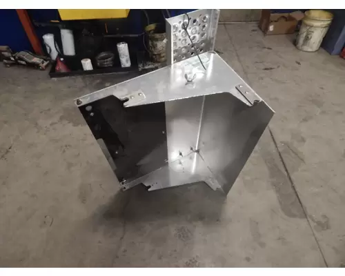 INTERNATIONAL PROSTAR Battery Box