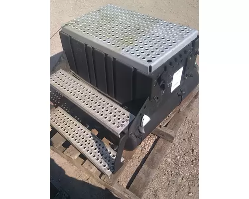 INTERNATIONAL PROSTAR Battery Box