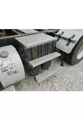 INTERNATIONAL PROSTAR Battery Box