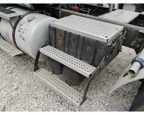 INTERNATIONAL PROSTAR Battery Box