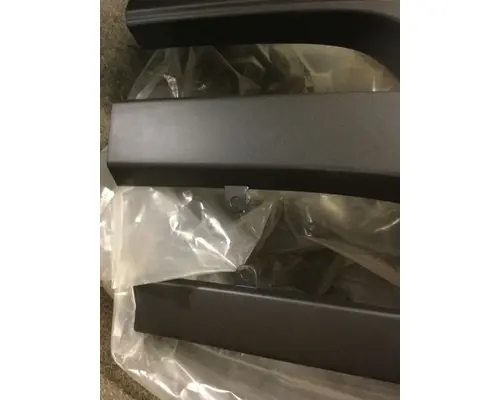 INTERNATIONAL PROSTAR Body Parts, Misc.