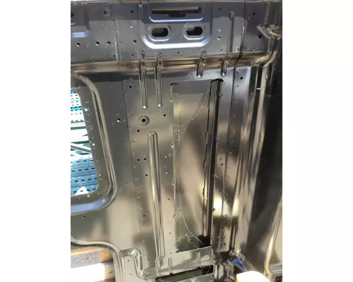 INTERNATIONAL PROSTAR Body Parts, Misc.