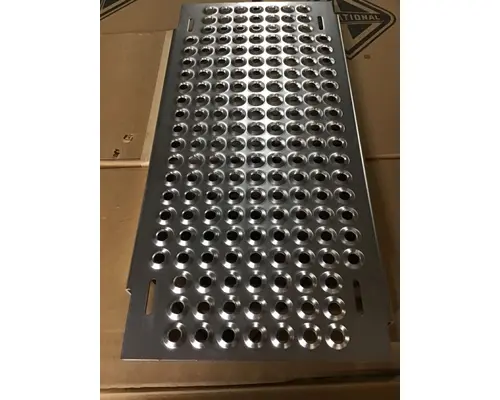 INTERNATIONAL PROSTAR Body Parts, Misc.