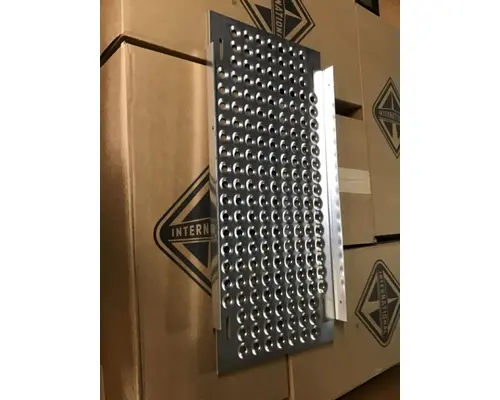 INTERNATIONAL PROSTAR Body Parts, Misc.