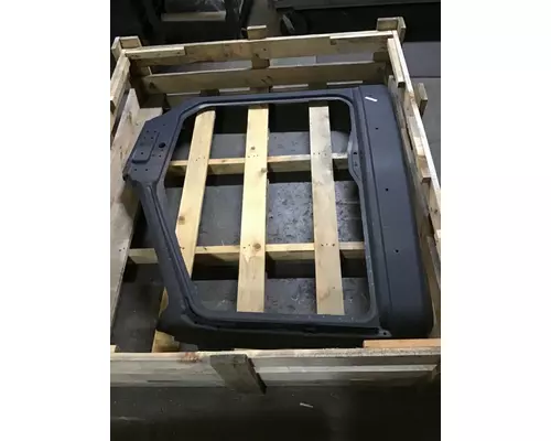 INTERNATIONAL PROSTAR Body Parts, Misc.