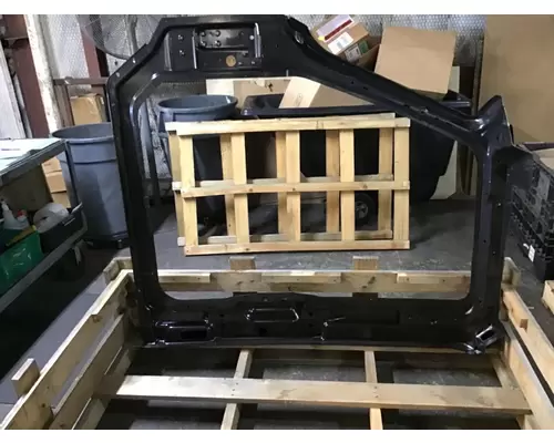 INTERNATIONAL PROSTAR Body Parts, Misc.