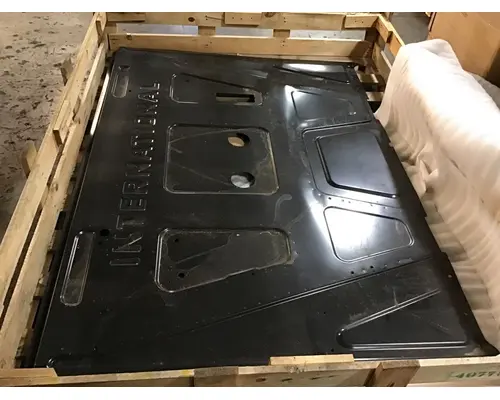 INTERNATIONAL PROSTAR Body Parts, Misc.