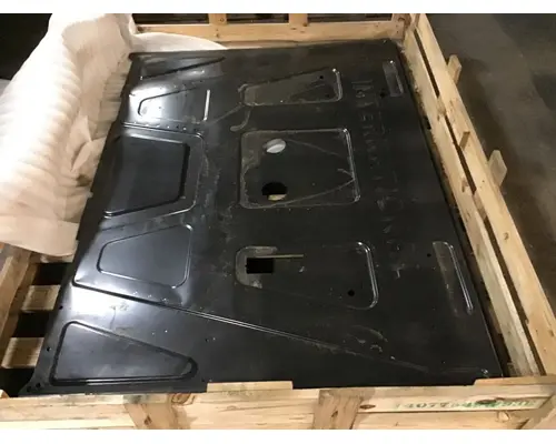 INTERNATIONAL PROSTAR Body Parts, Misc.