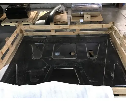 INTERNATIONAL PROSTAR Body Parts, Misc.