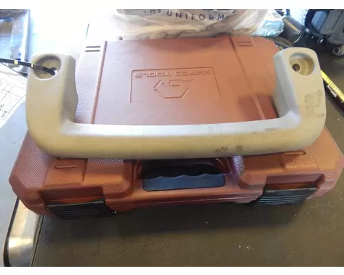 INTERNATIONAL PROSTAR Body Parts, Misc.