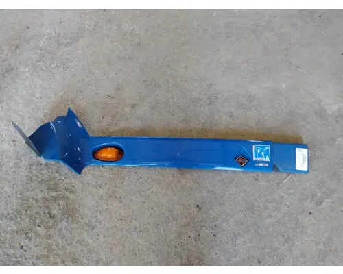 INTERNATIONAL PROSTAR CAB SKIRT FILLER PANEL