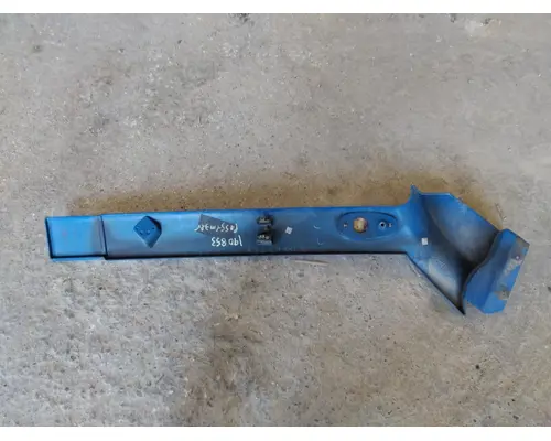 INTERNATIONAL PROSTAR CAB SKIRT FILLER PANEL